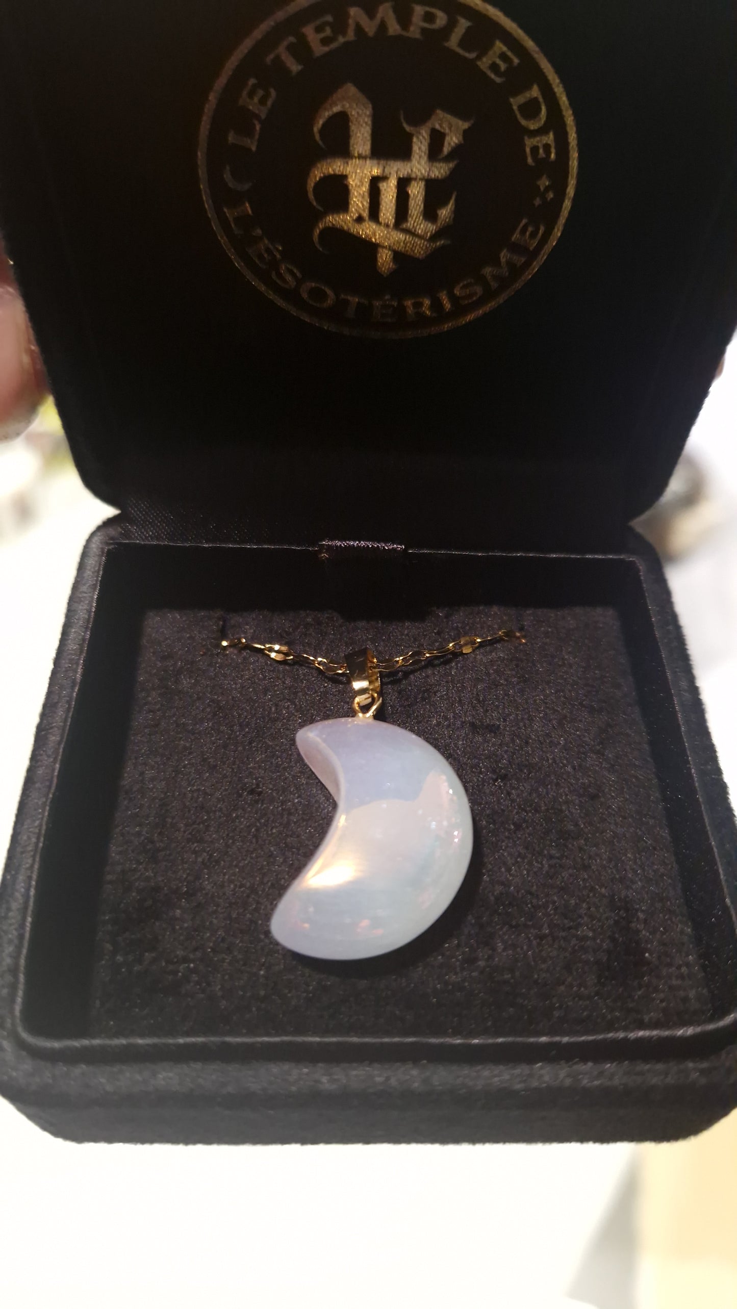 Collier lune en pierre quartz aura angel chaine acier inoxydable ras du cou