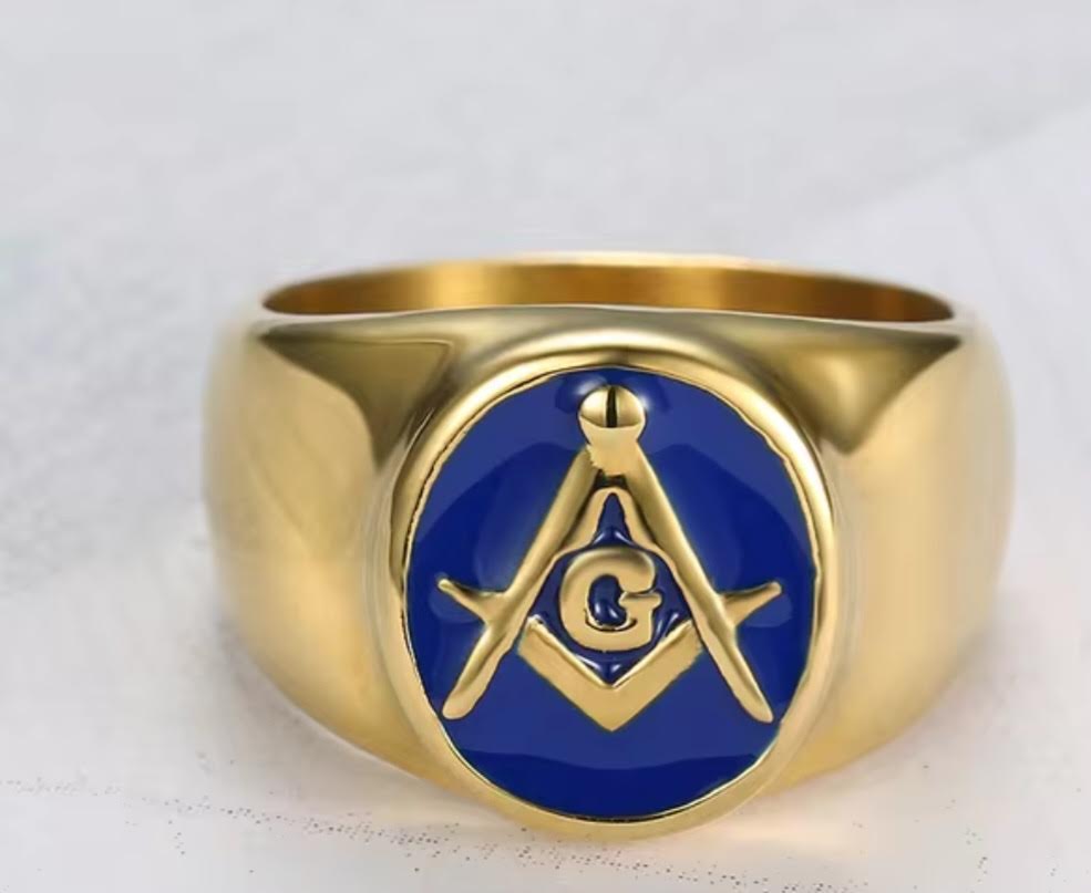 Bague maçonnique en émail bleu et acier inoxydable finition dorée