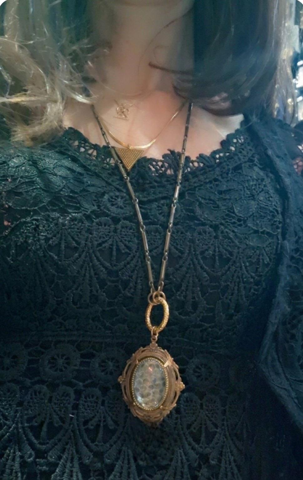 Talisman Sautoir en Laiton Antique & Véritable Mue de Serpent