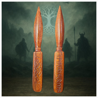 Athamé runique en bois