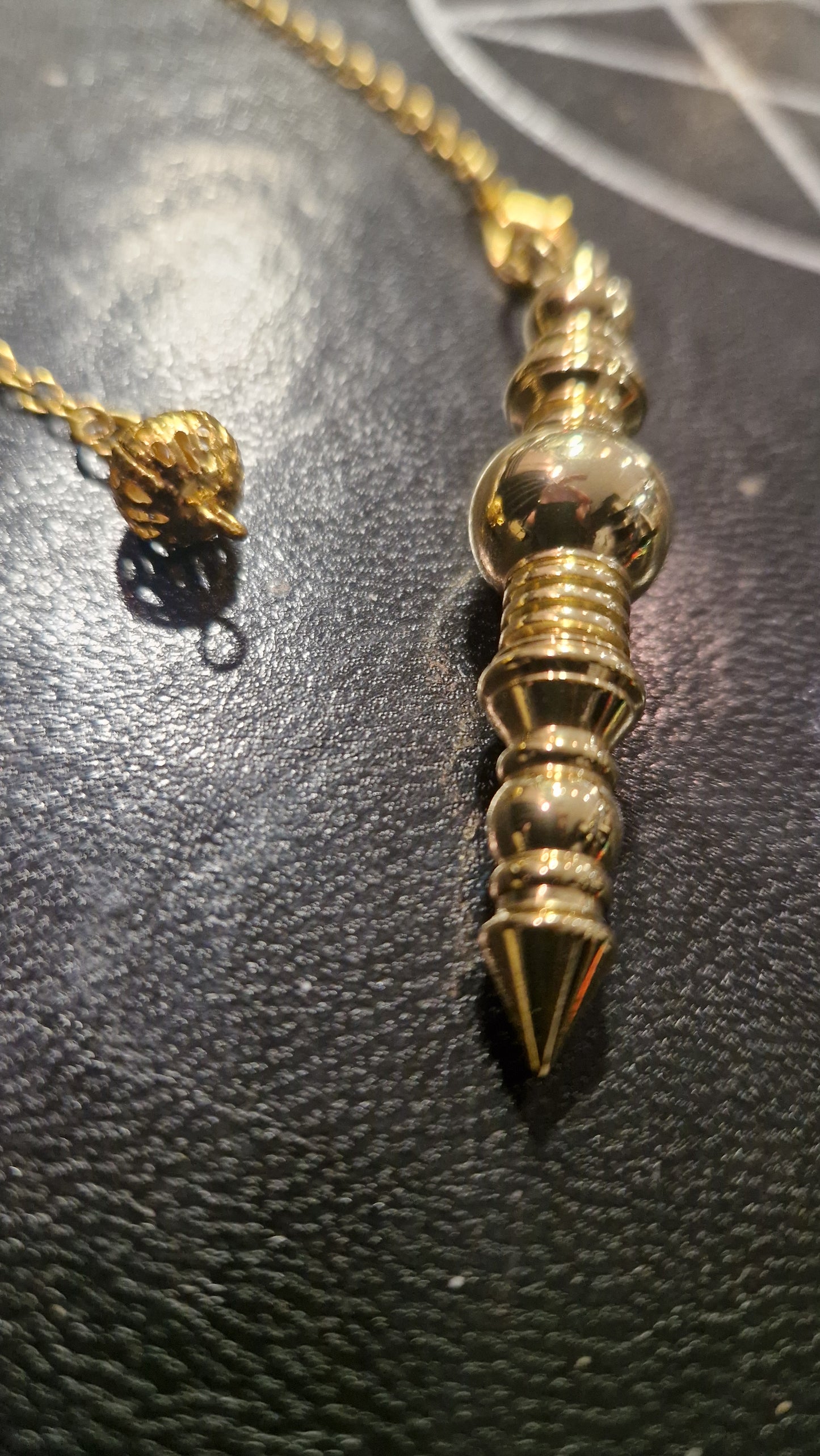 Pendule de Radiesthésie Maat – Pendule Égyptien en Cuivre et Laiton