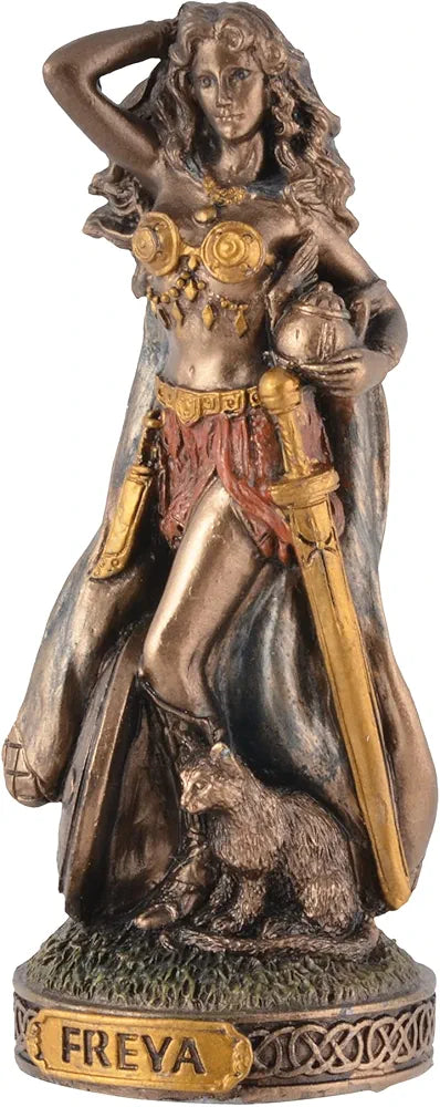Figurine miniature déesse Freya - peinte à la main
