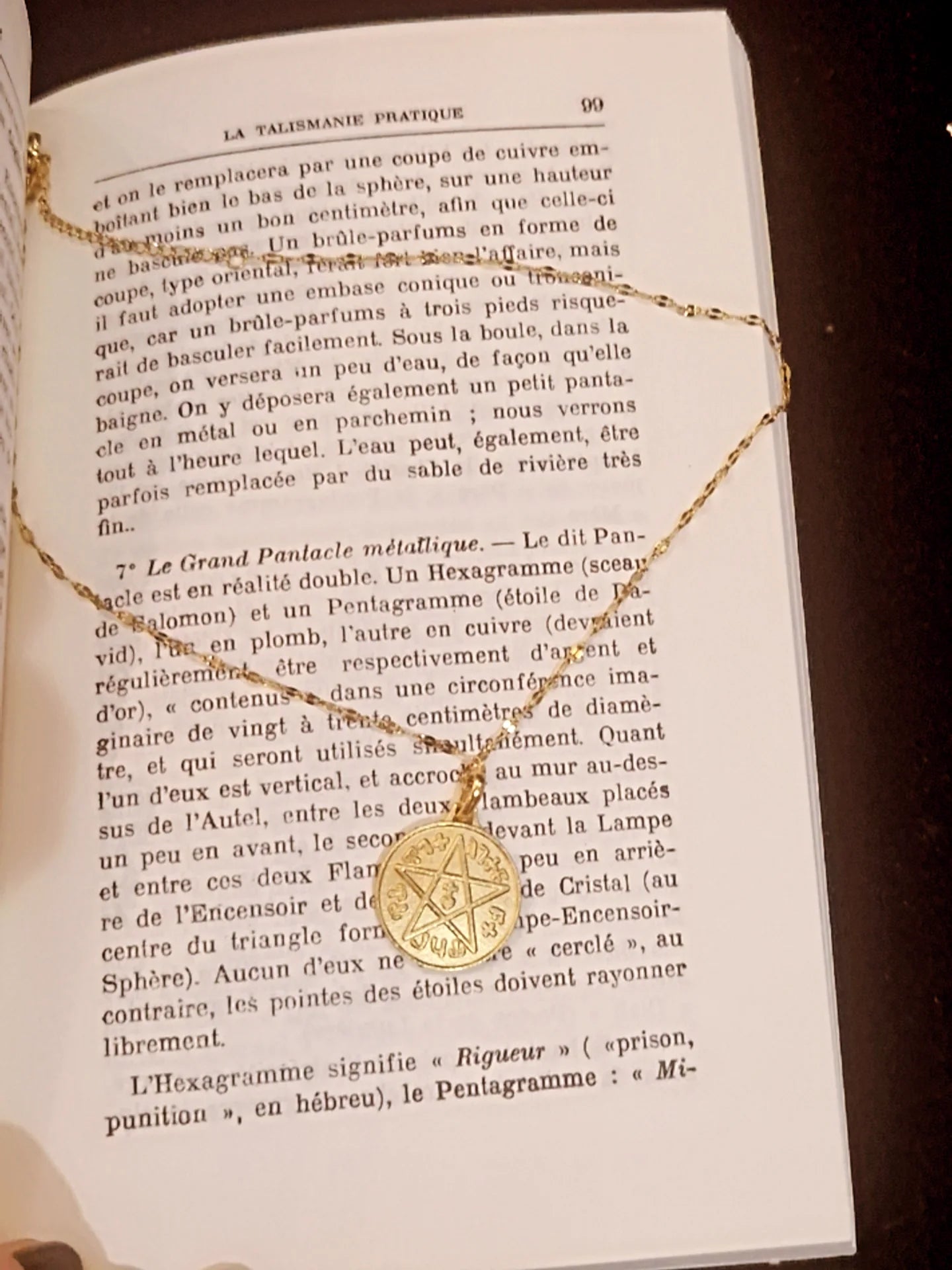 Collier Talisman de Protection – Double Sceau de Salomon et Pentagramme – Médaille dorée