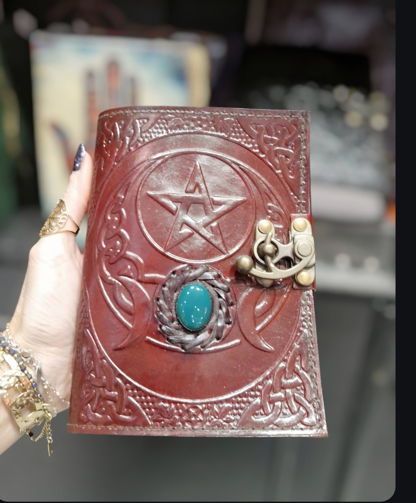 Grimoire en cuir aventurine pentacle & triple lune abondance