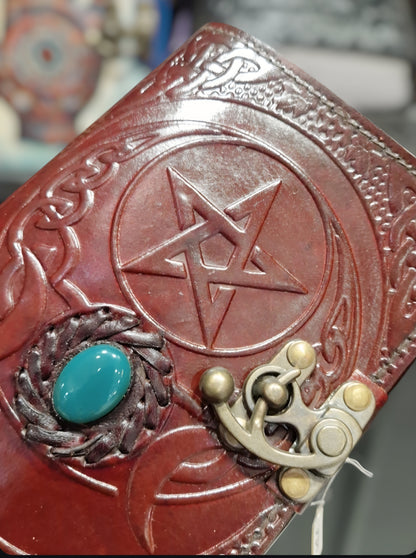 Grimoire en cuir aventurine pentacle & triple lune abondance