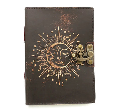 Grimoire en cuir vierge Lune Soleil