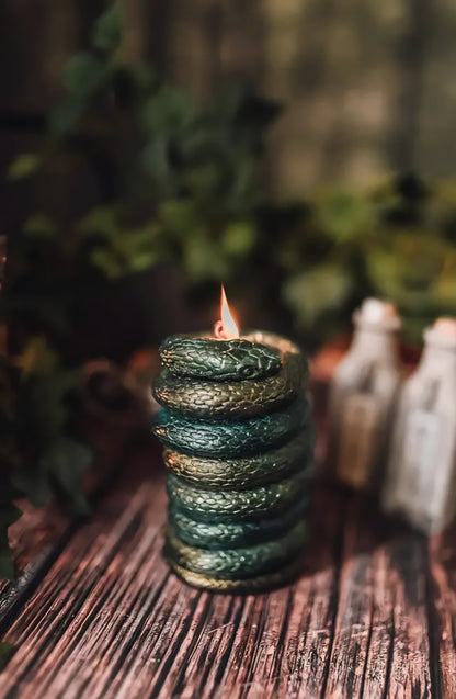 Bougie artisanale parfumée Serpent Tentateur – Parfum pomme rouge