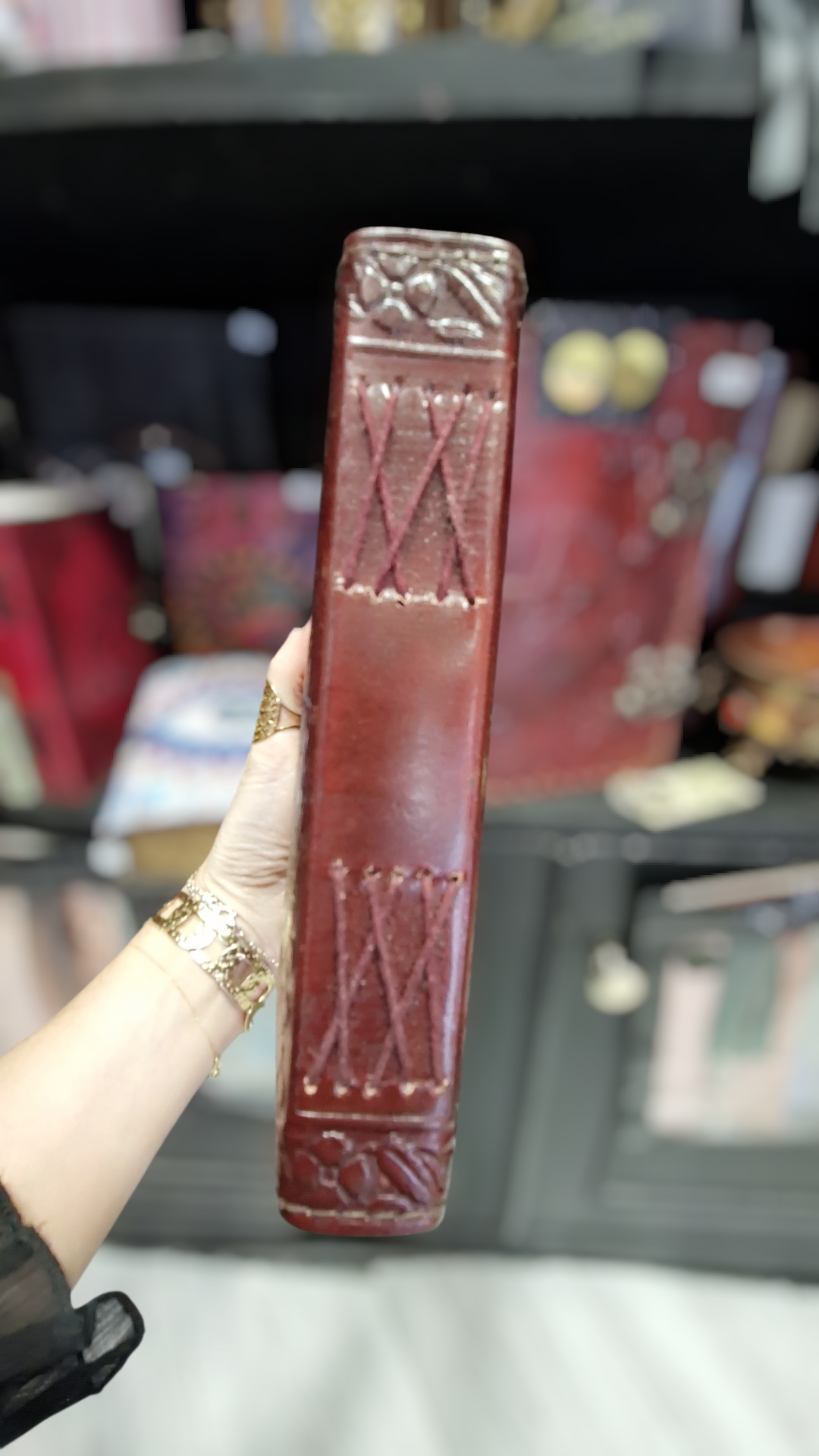 Grimoire en cuir marron Viking Vegvisir