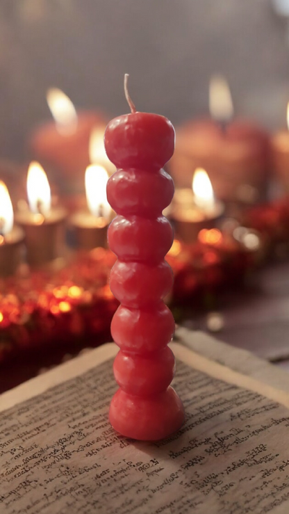 Bougie rituelle 7 noeuds- rouge . 7 jours de rituels d'amour.