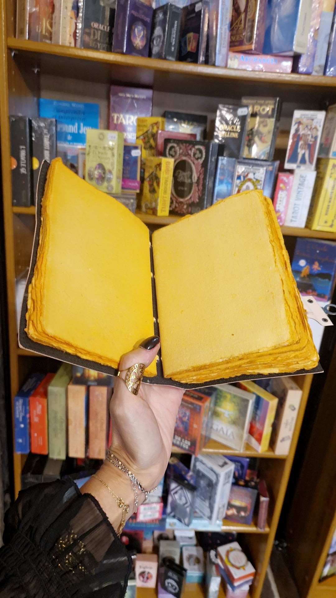 Grimoire en cuir véritable Calavera — Livre des Ombres & Culte des Ancêtres