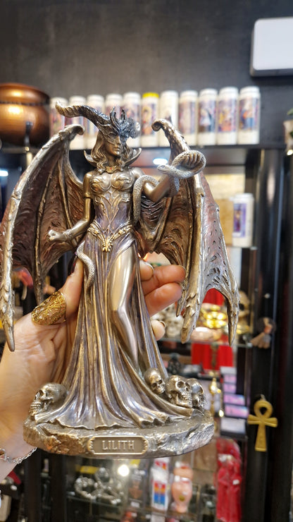 Statuette Lilith — Résine coulée à froid