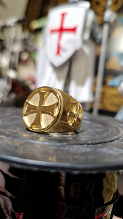 Bague chevalière Templier acier inoxydable doré