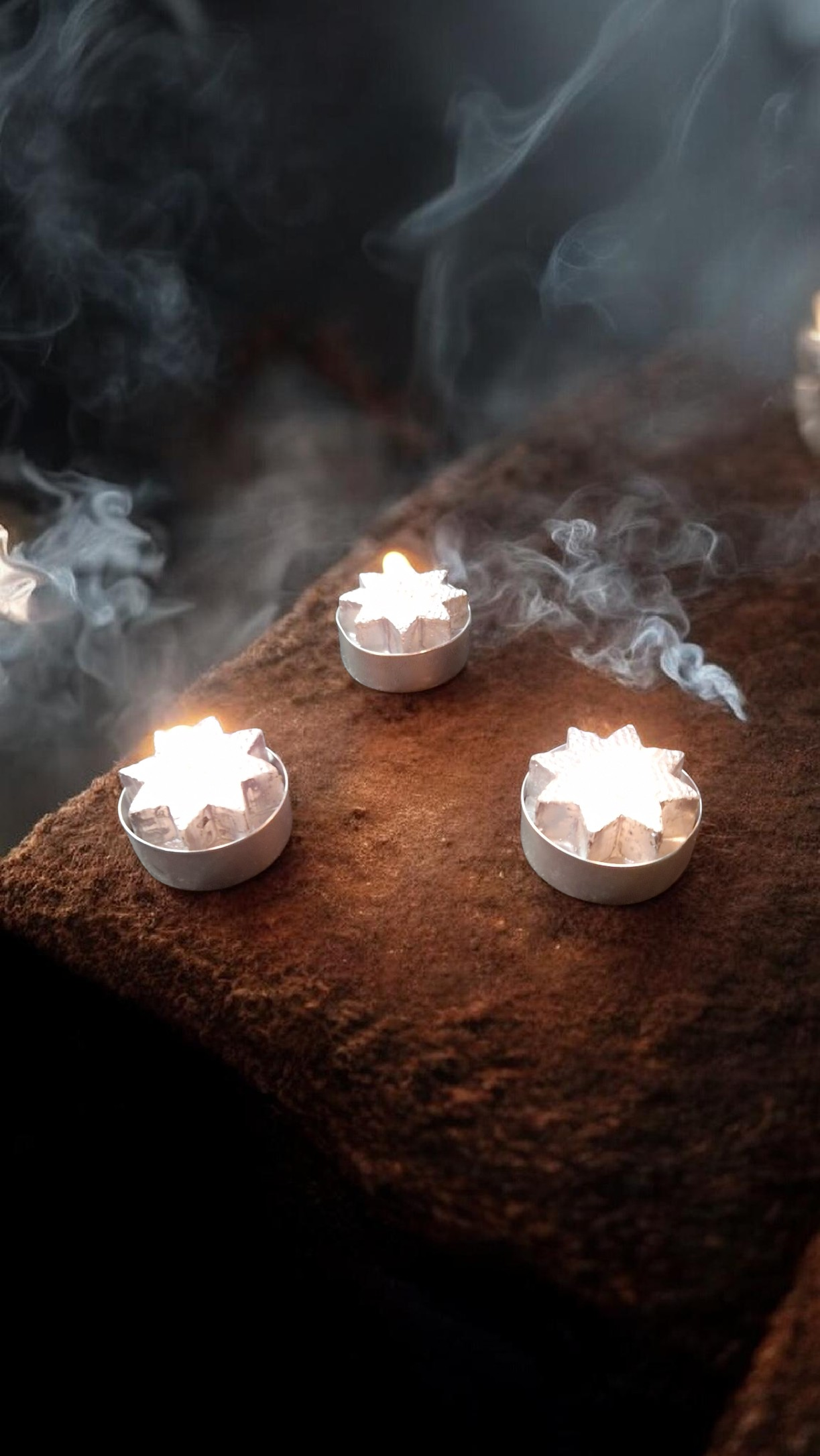 Bougies Stellaires Tea Light : Pack de 3 – Étoiles Dorées & Argentées pour Rituels et Méditation