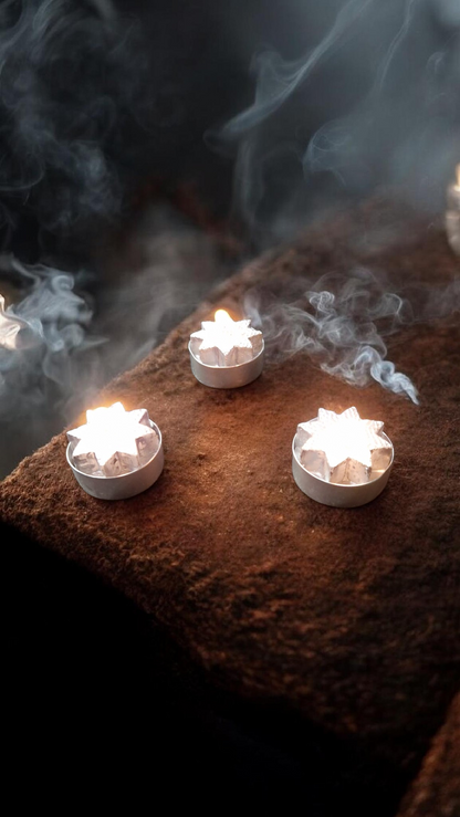 Bougies Stellaires Tea Light : Pack de 3 – Étoiles Dorées & Argentées pour Rituels et Méditation