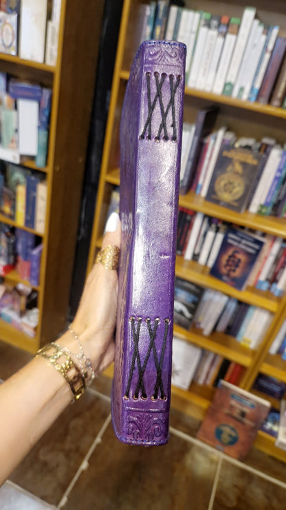Grimoire violet en Lapis-Lazuli – Écriture automatique