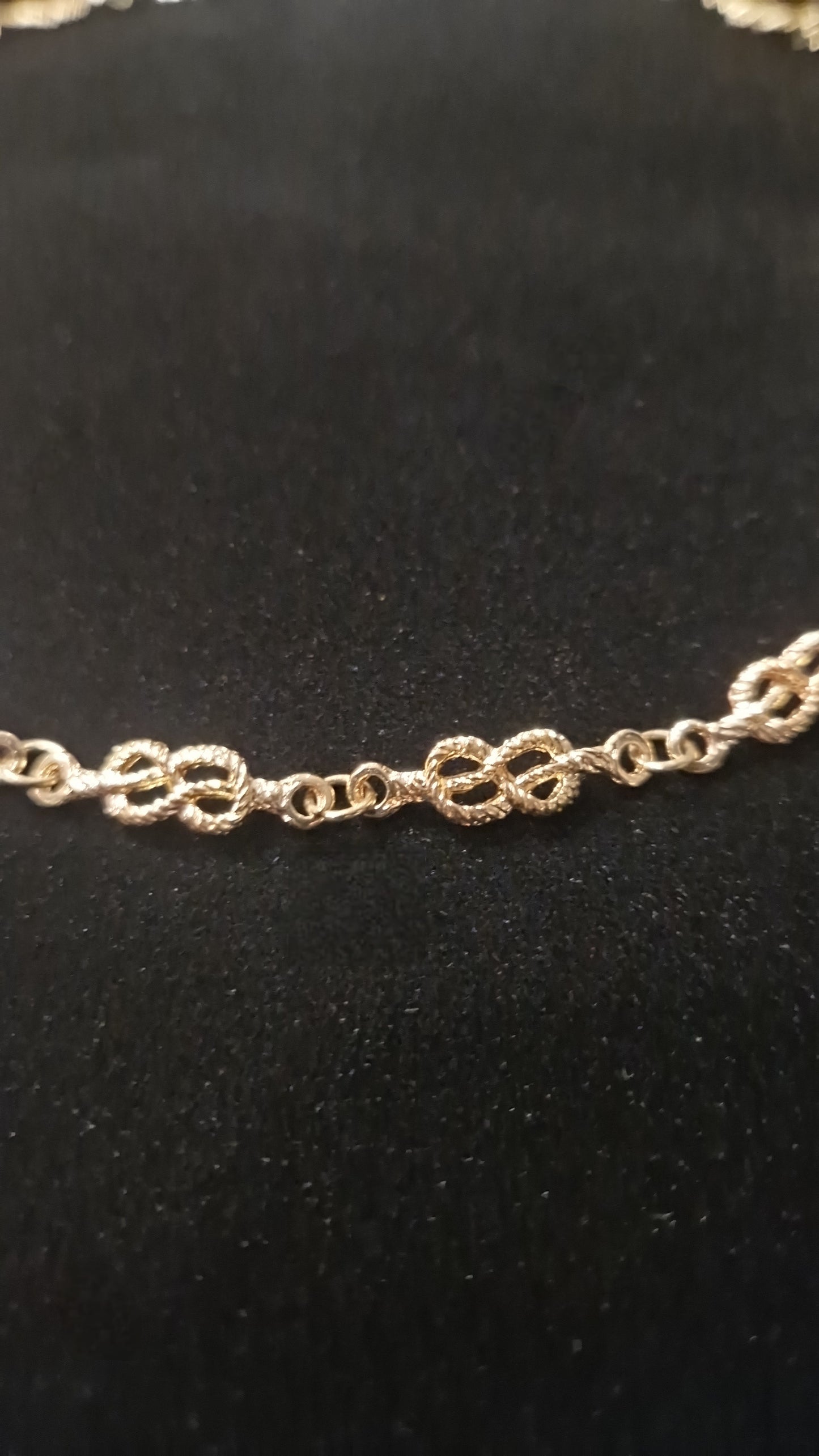 Collier lac d'amour : "étain-celle" maçonnique