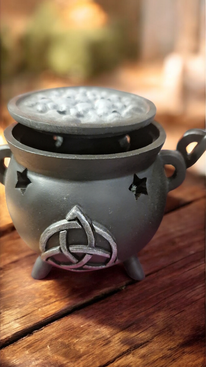 Chaudron brûleur d'encens en Résine ( taille S) – Pentagramme ou Triquetra