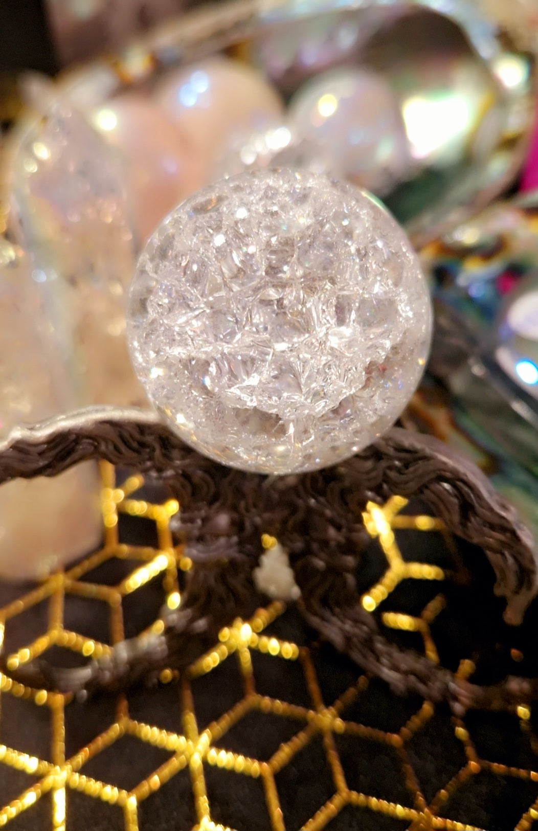 Sphère pierre cristal quartz aura craquelée