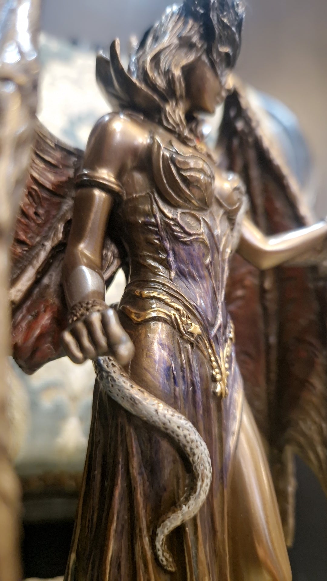 Statuette Lilith — Résine coulée à froid