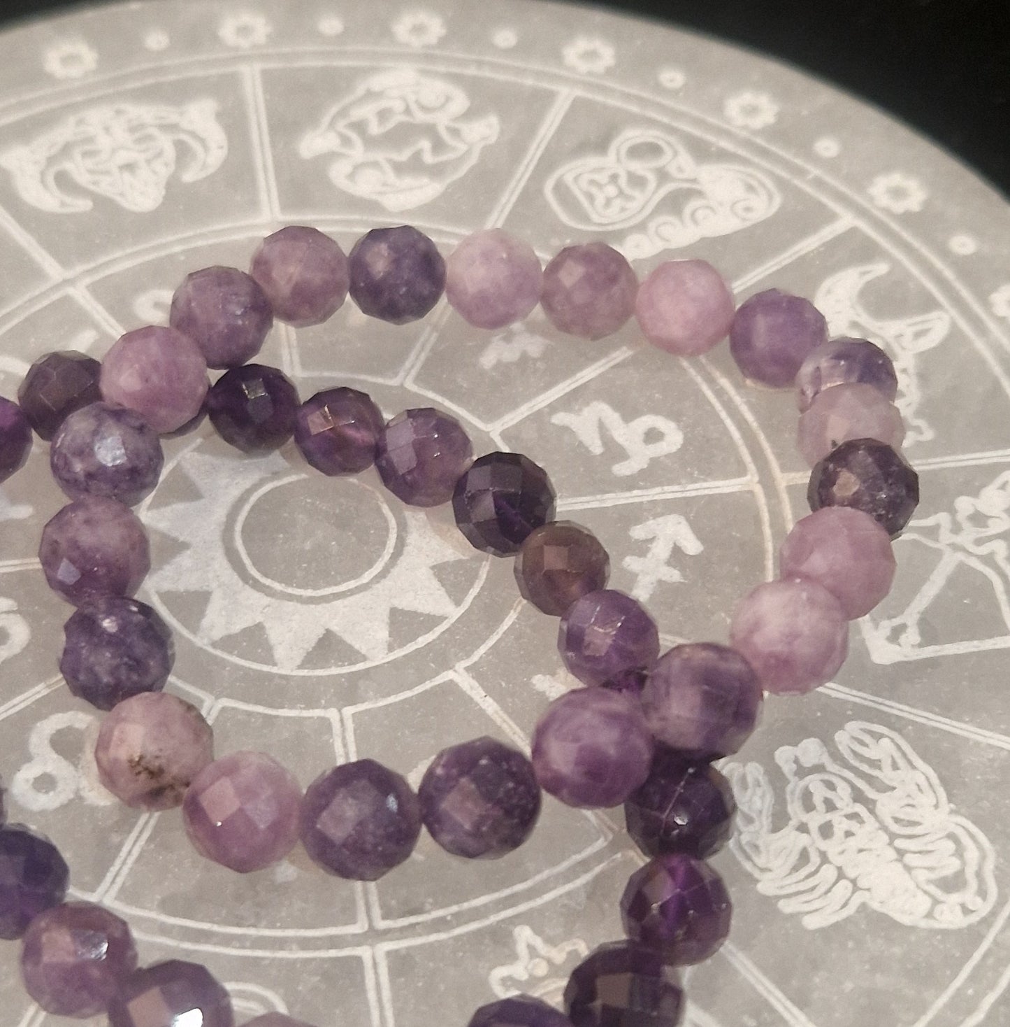 Lepidolite facettée bracelet– Pierre Naturelle.