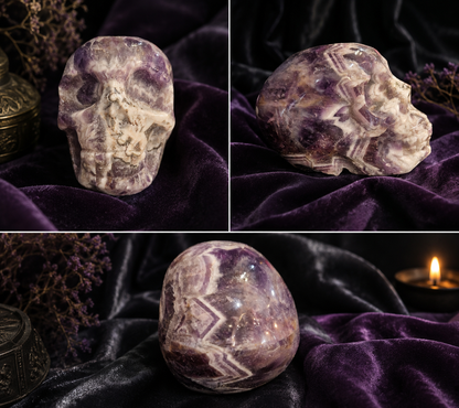 Crâne en Améthyste Chevron Naturelle Sculpté – Pièce Unique